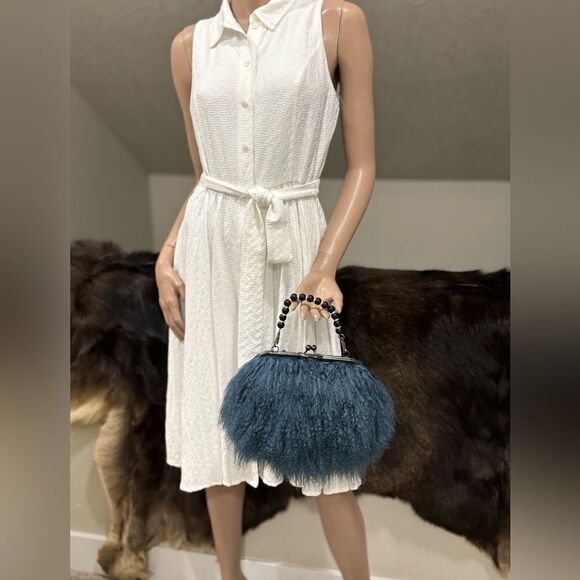 Multi Use Handmade Real Mongolian Lamb Fur Kisslock Clutch/Wristlet/Crossbody - Picture 5 of 16